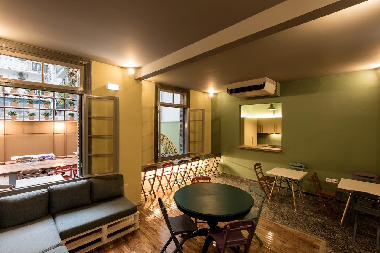 אתונה Nubian Hostel מראה חיצוני תמונה